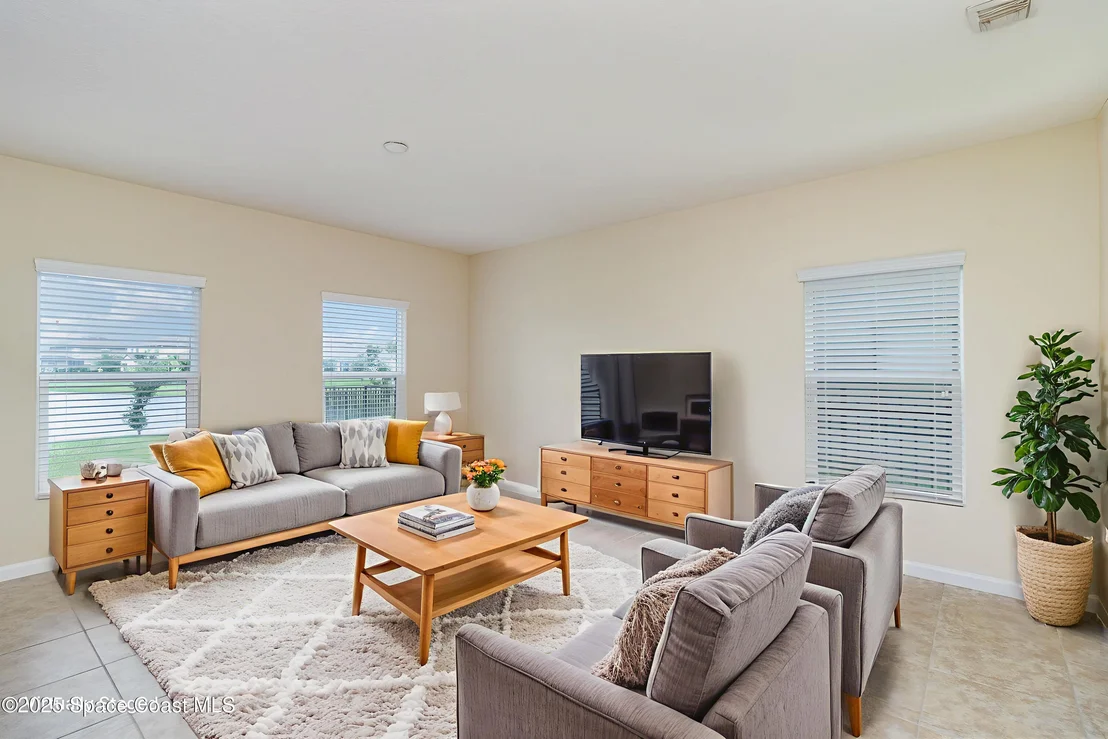 Photo of 889 Fiddleleaf Circle