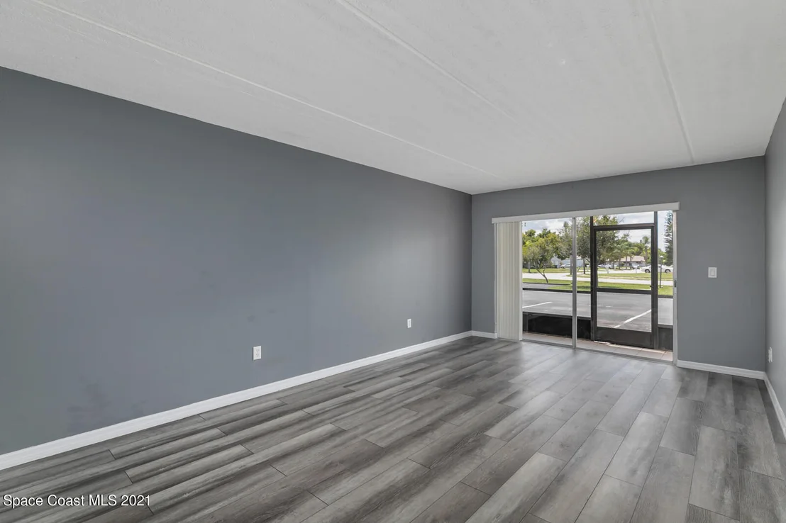Photo of Unit 122 at 3001 Thrush Drive