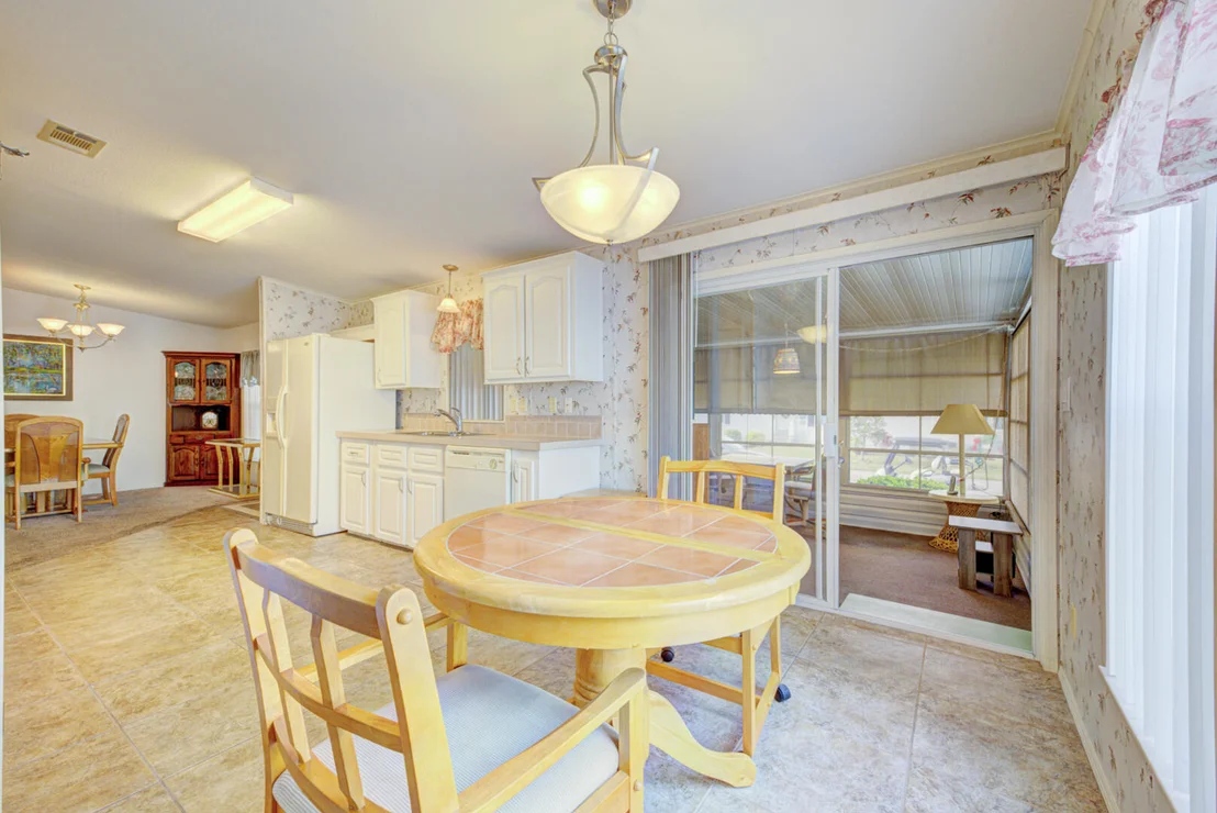 Photo of 665 Outer Drive