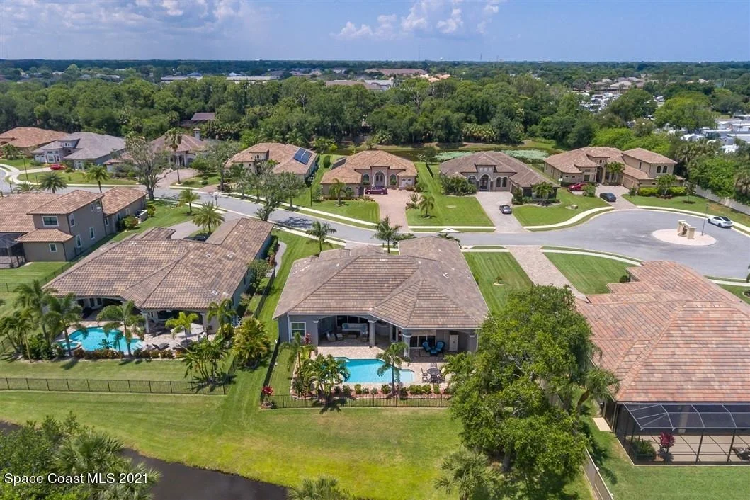 Photo of 823 Lorenza Place