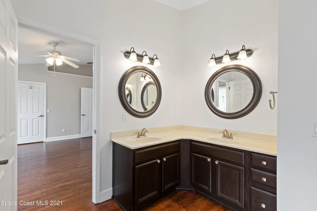 Photo of 4866 Verona Circle
