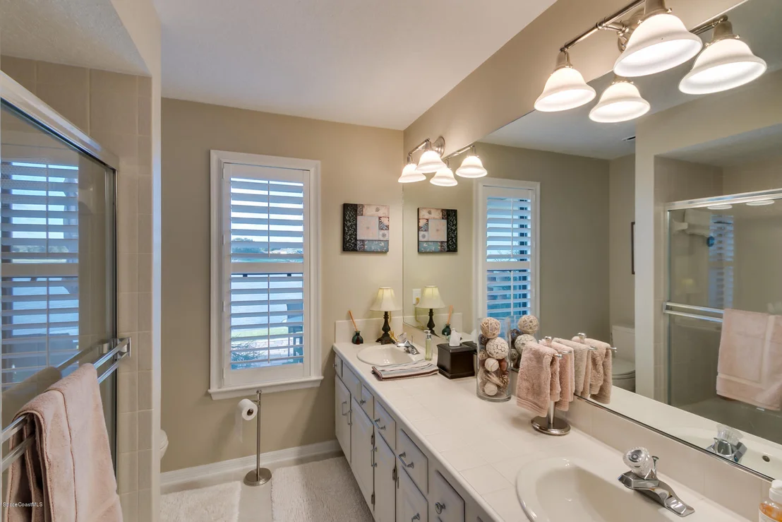 Photo of 529 Crystal Lake Drive