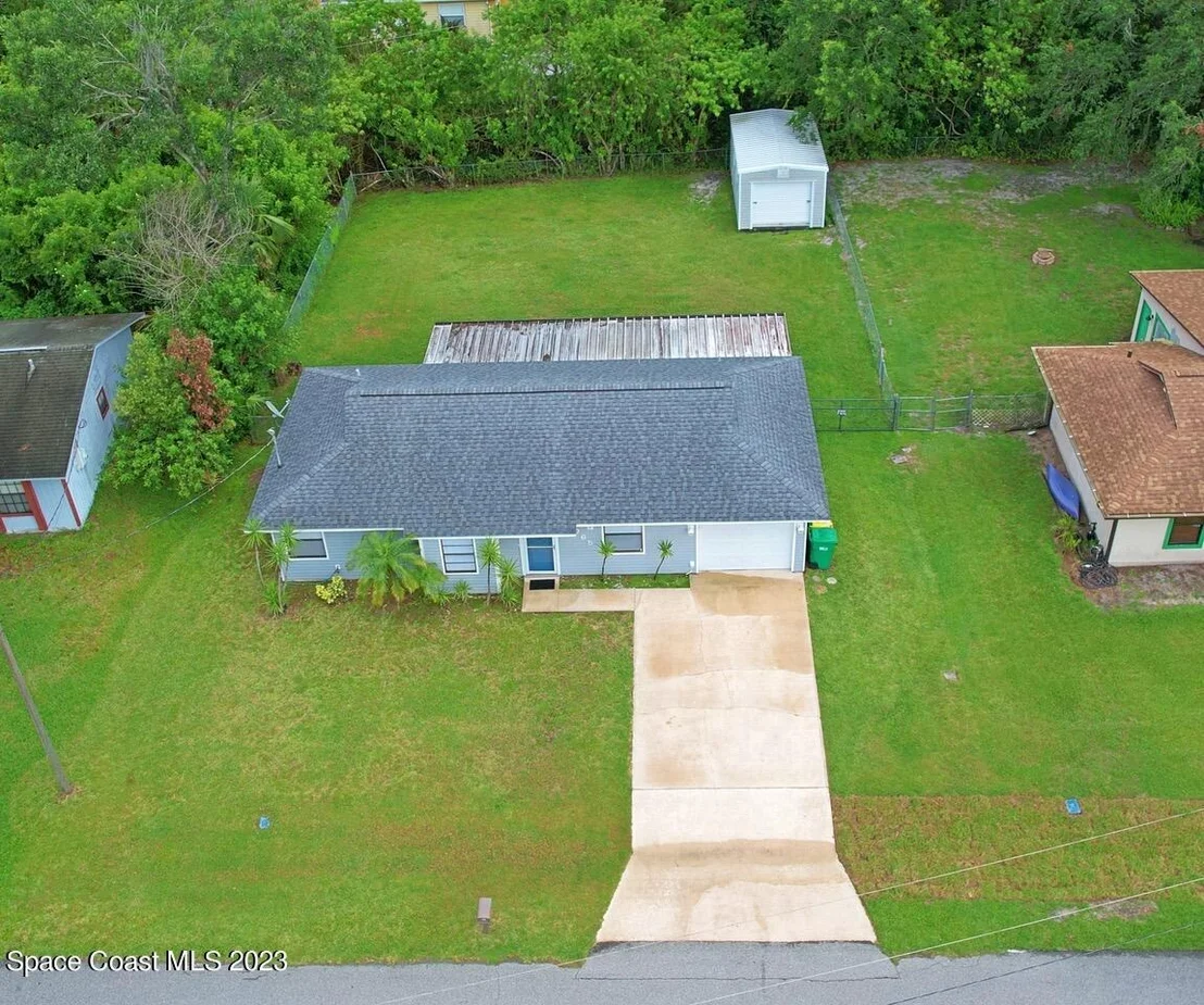 Photo of 4065 Oakland Street