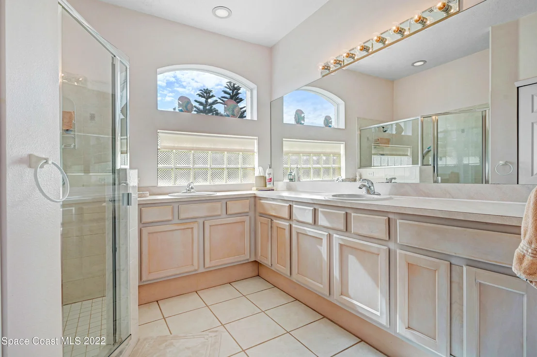 Photo of 517 Willis Way