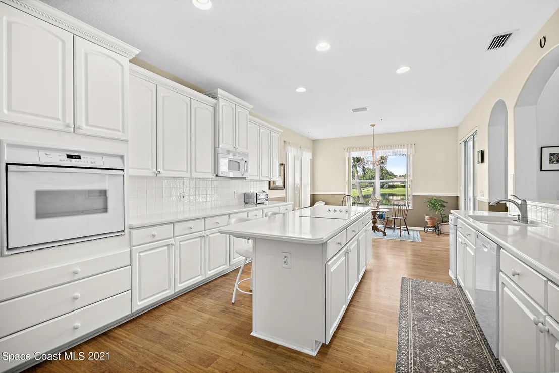 Photo of 5876 Arlington Circle
