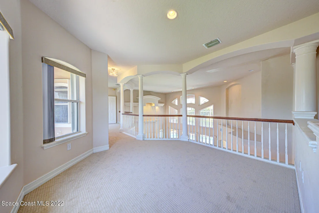 Photo of 334 Island Drive