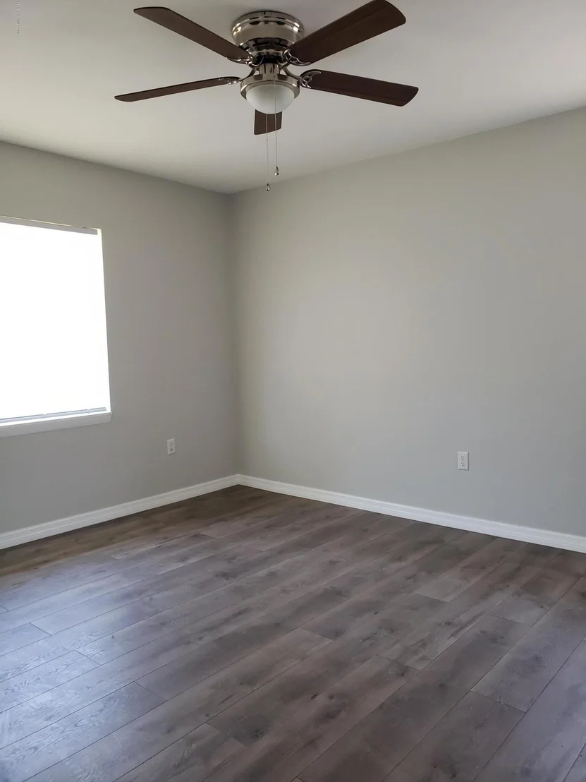 Photo of 1745 Golfview Drive