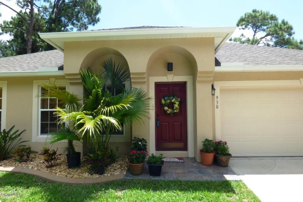 Photo of 930 SE Sable Circle