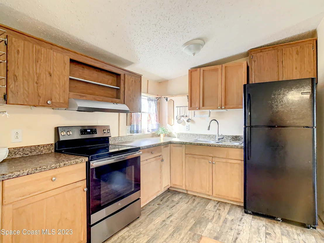 Photo of 9070 Mercury Drive