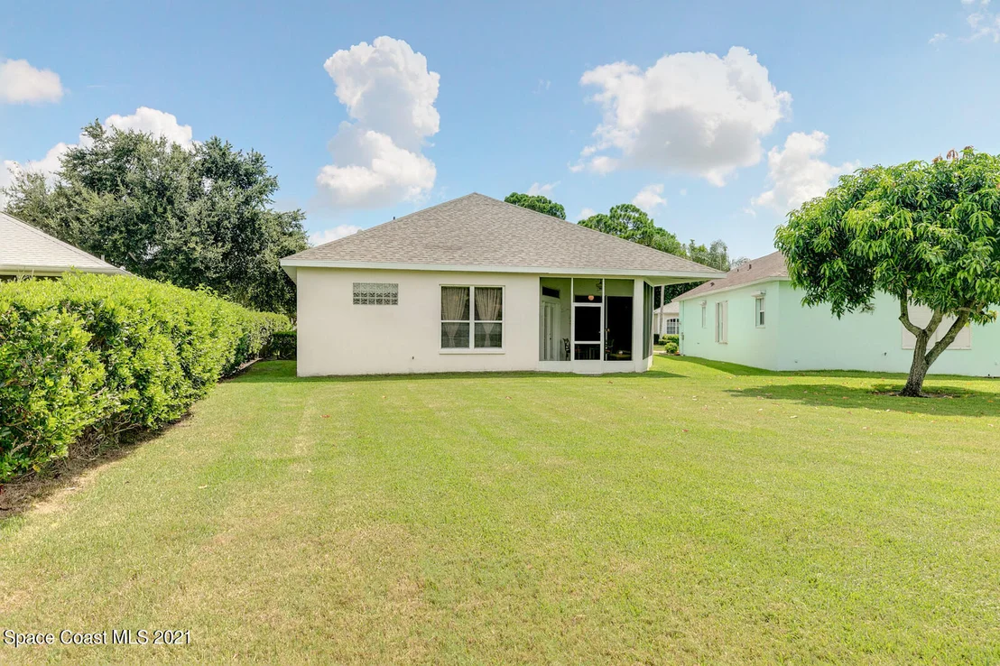 Photo of 849 Villa Drive
