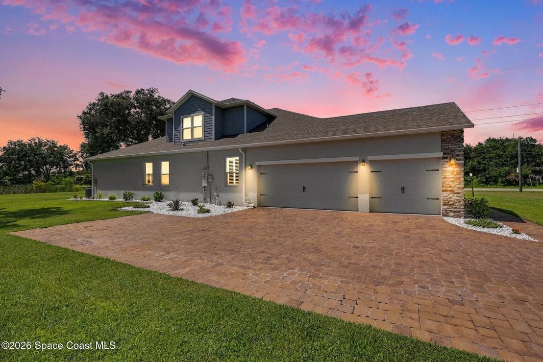 Photo of 1740 Indria Lane