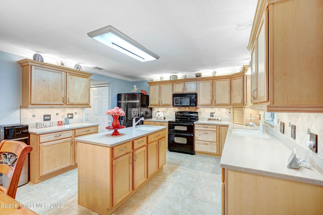Photo of 2358 Maeve Circle