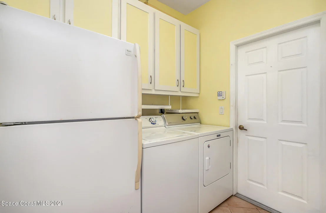 Photo of 4691 Portage Trail