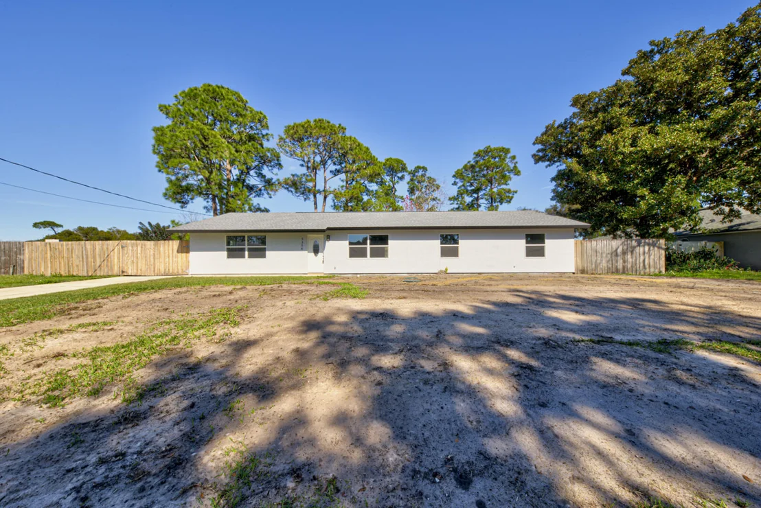 Photo of 5356 Jamaica Road