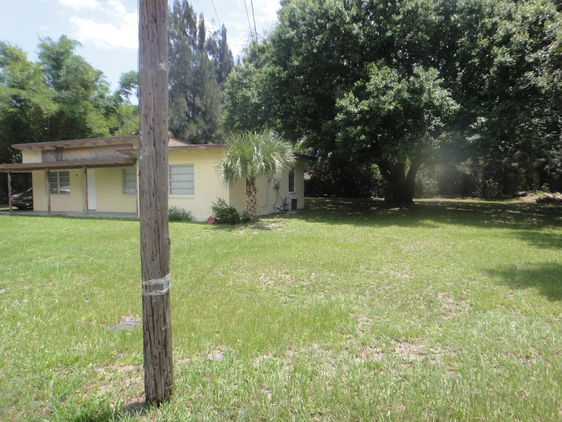 Photo of 116 NW Irwin Avenue