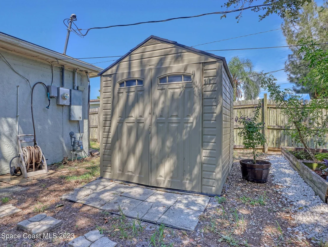 Photo of 695 Teak Drive