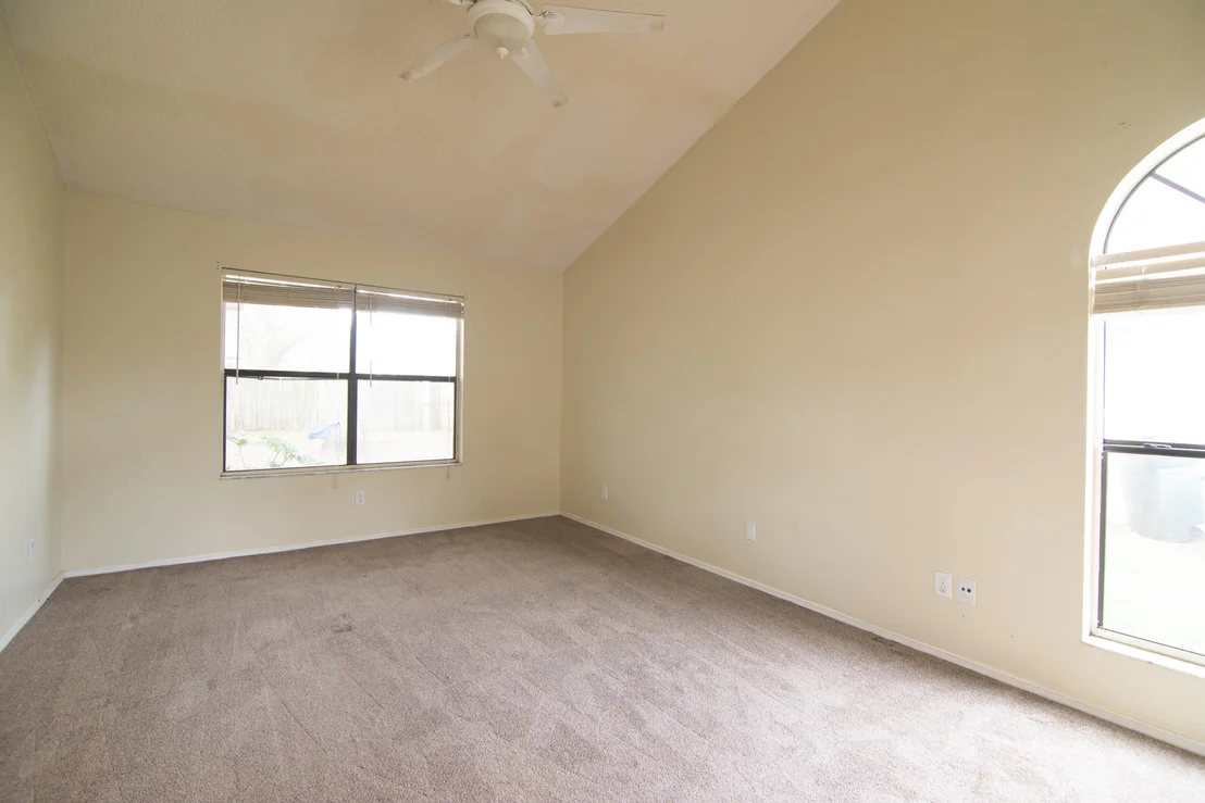 Photo of 928 Osprey Lane