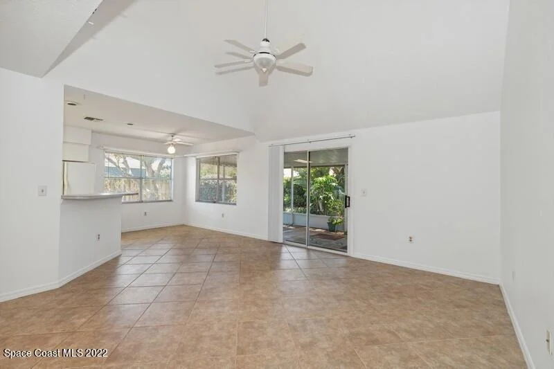 Photo of 1357 Heritage Acres Boulevard