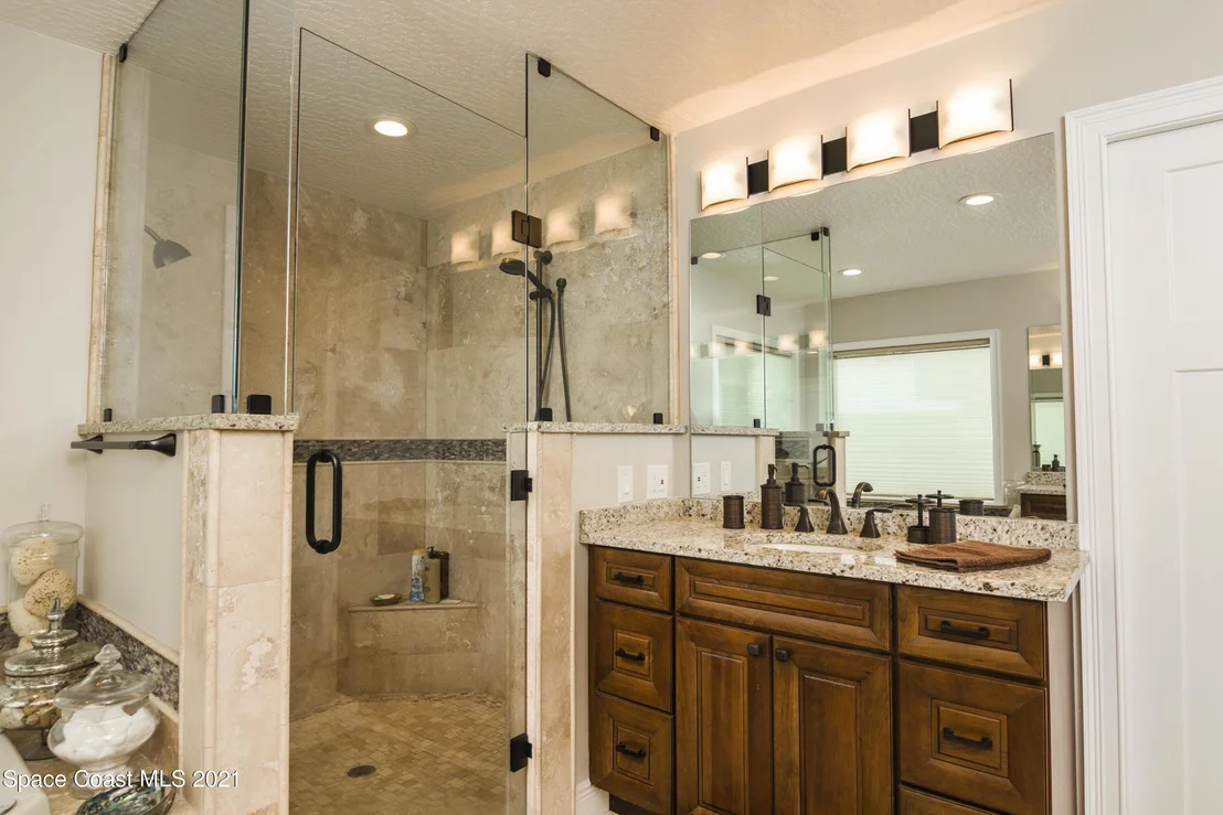 Photo of 530 Whispering Pines Circle