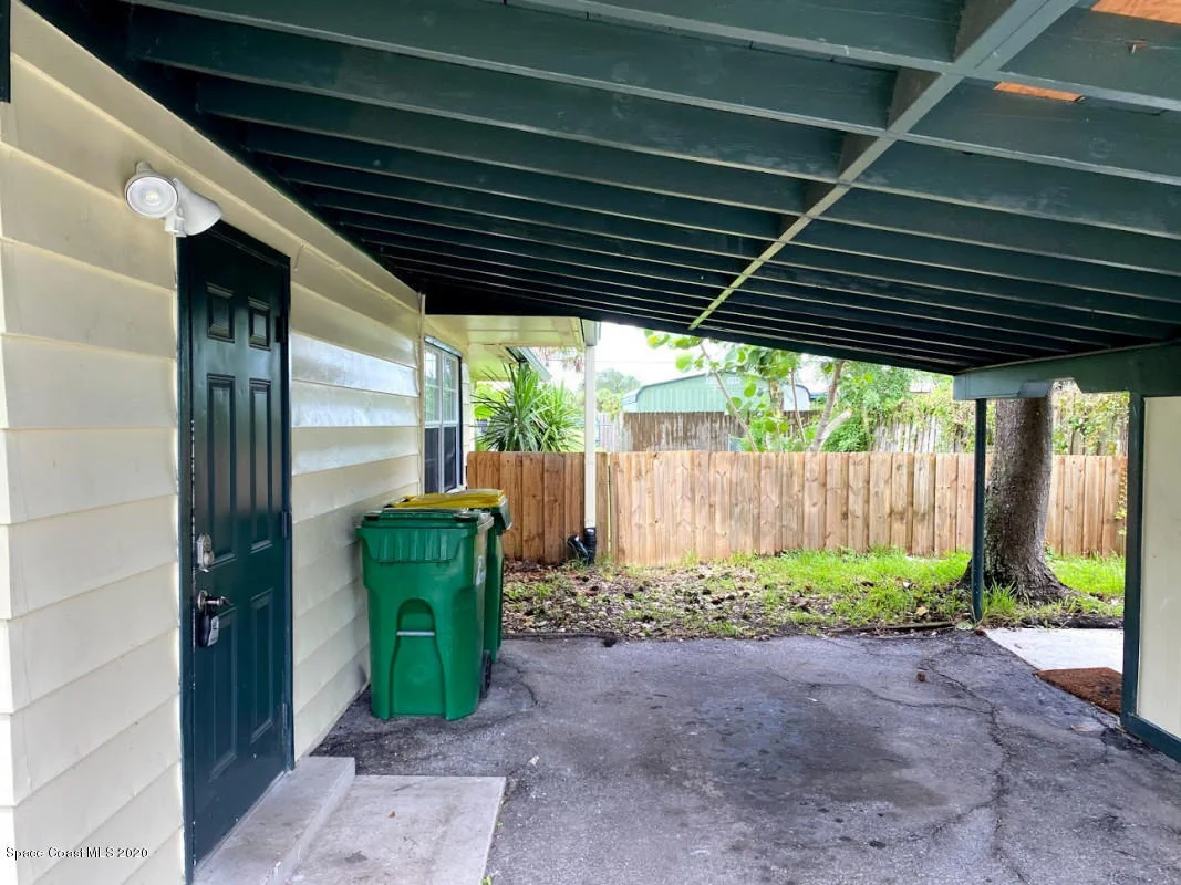 Photo of 1049 George Avenue