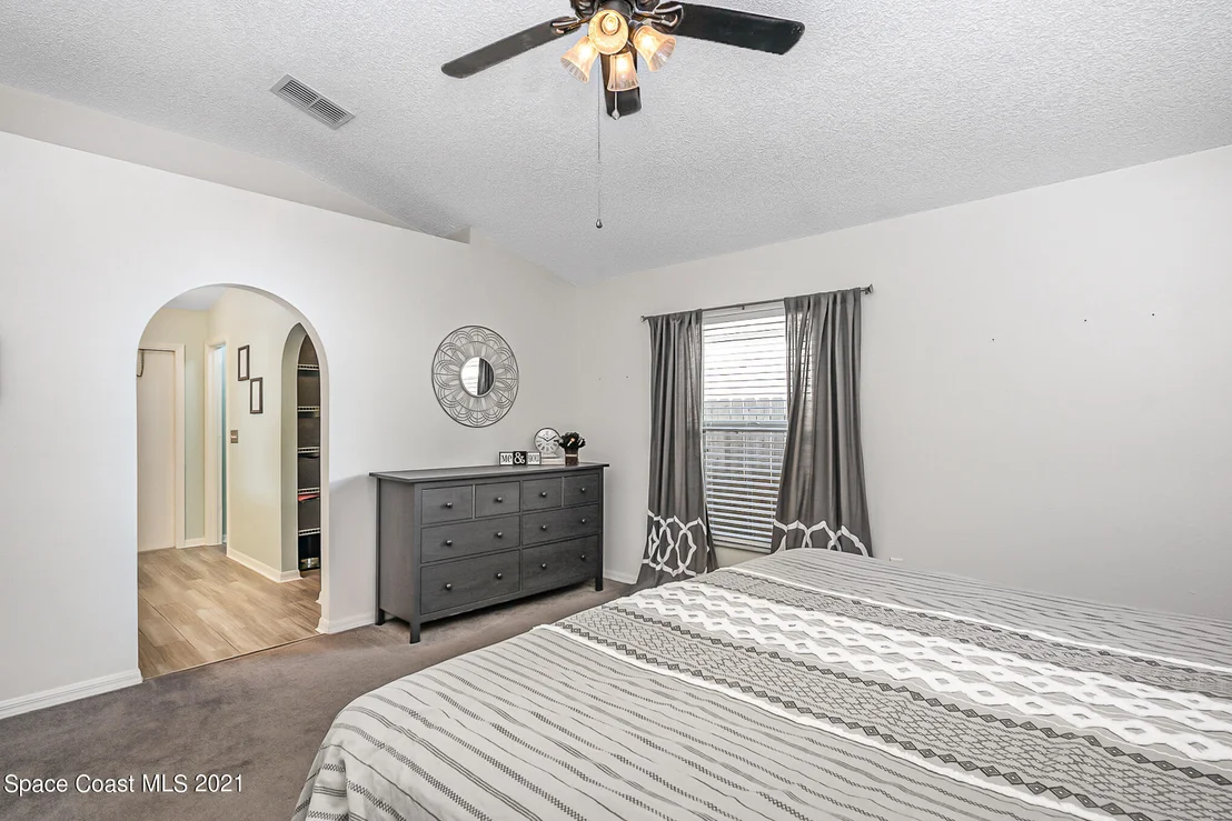 Photo of 1632 Vista Lake Circle