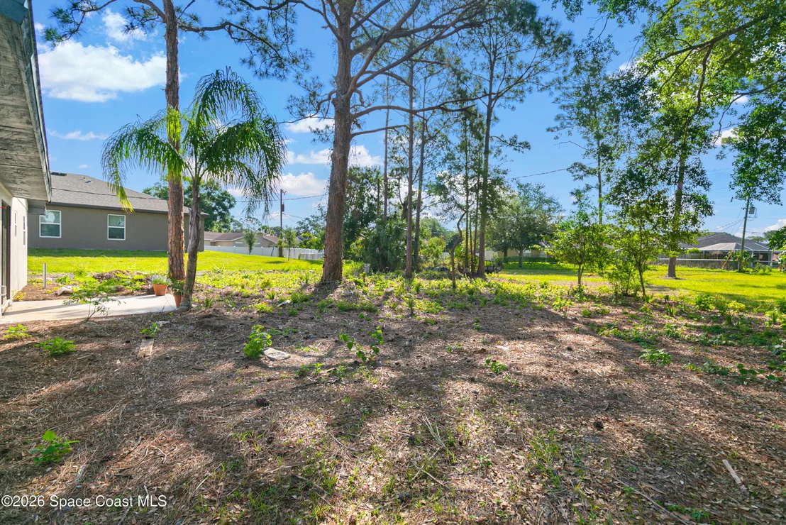 Photo of 710 Airoso Road SE