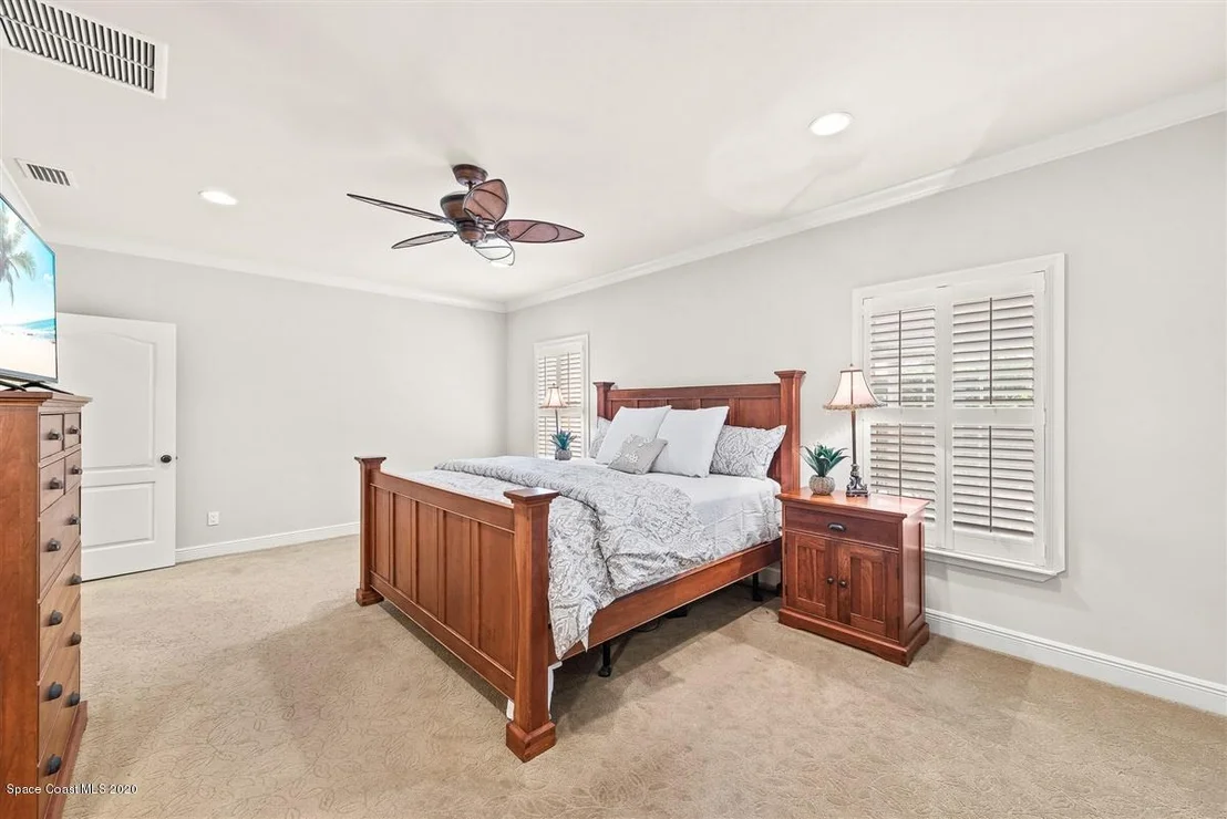 Photo of 437 Oriole Lane