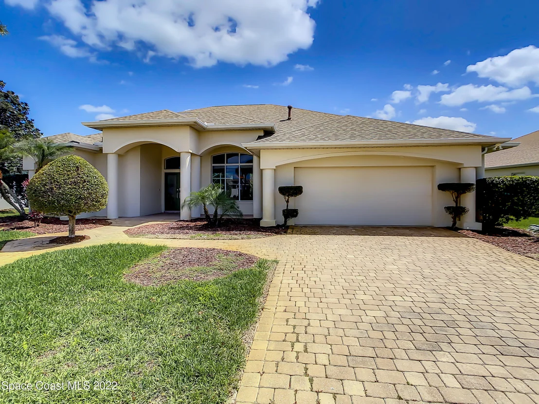 Photo of 862 Thrasher Drive