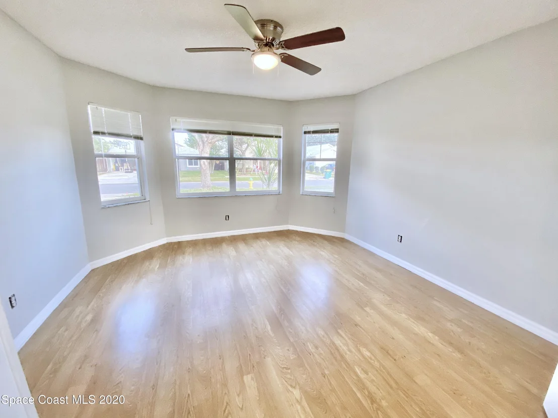 Photo of 8049 Bracken Lane
