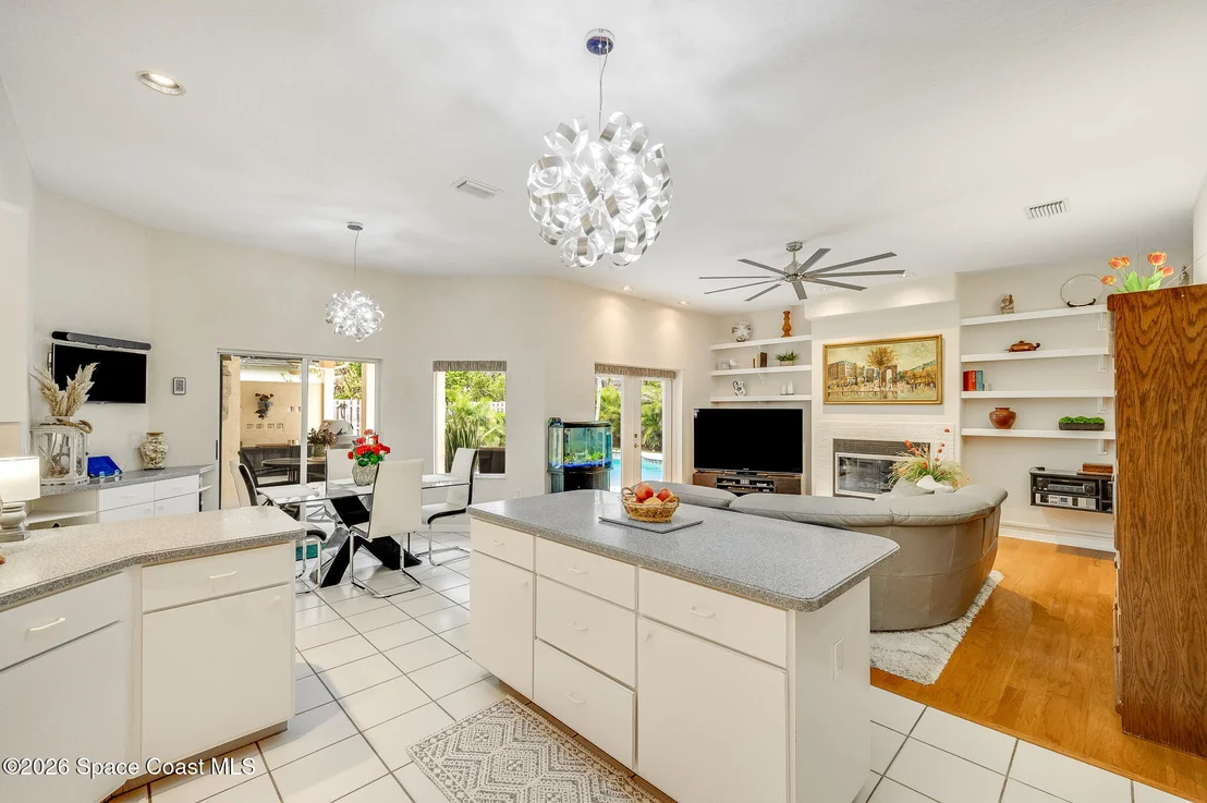 Photo of 370 Normandy Drive