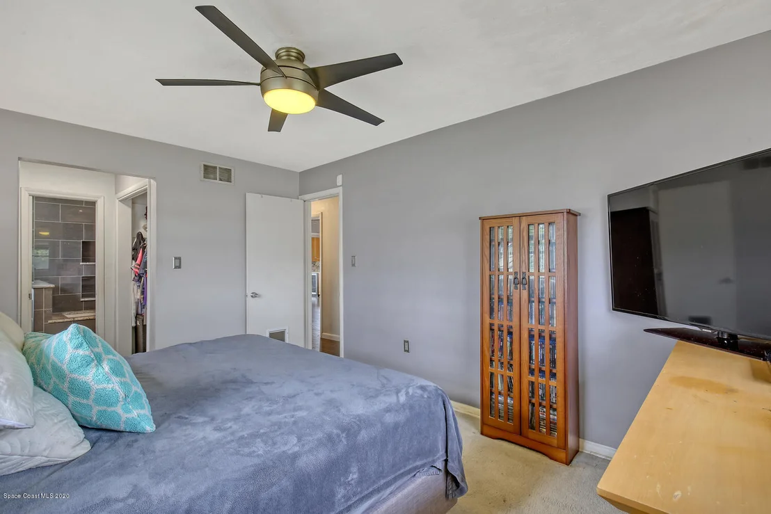 Photo of 100 Surry Lane