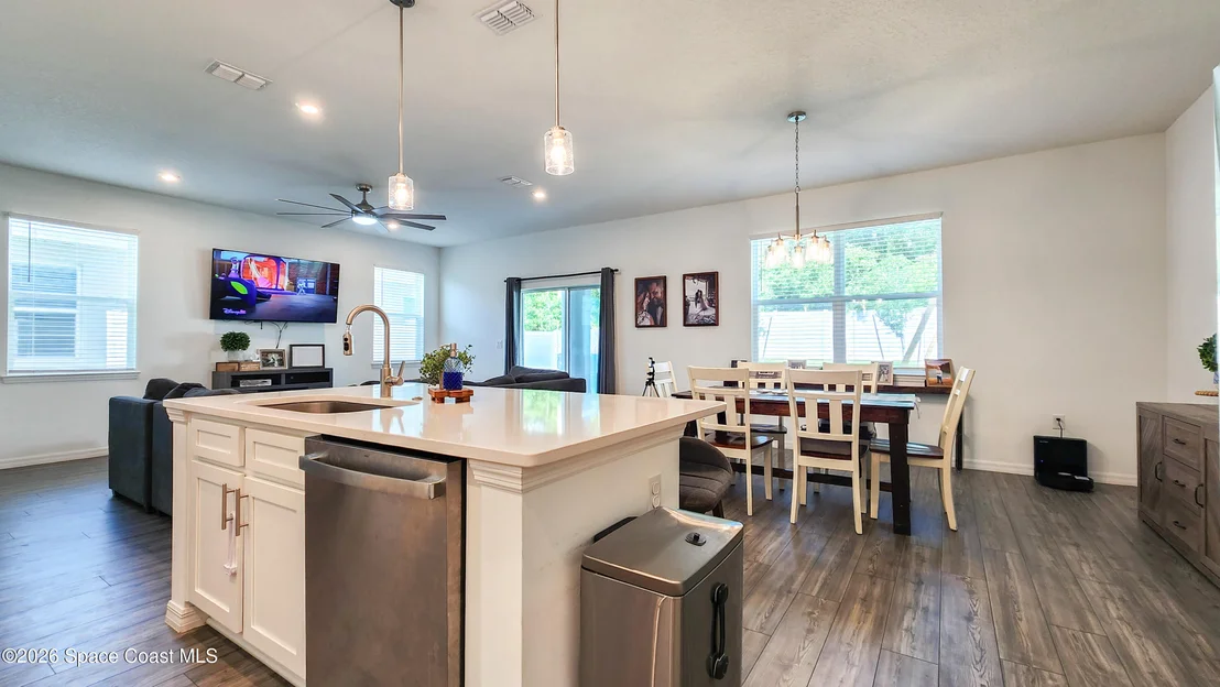Photo of 4896 Quarryside Drive