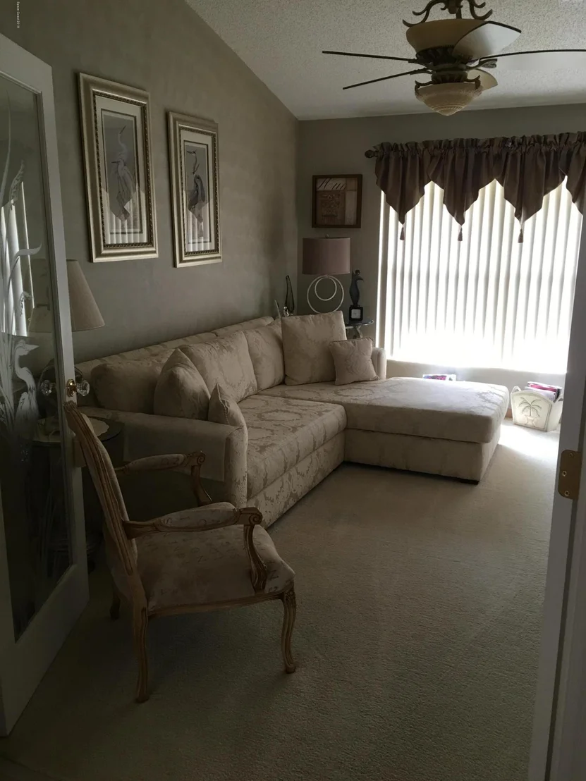Photo of 3958 Saint Armens Circle