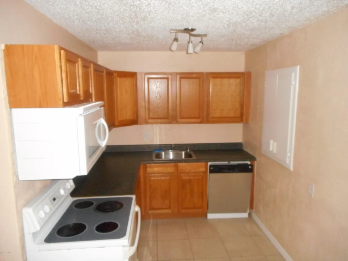 Photo of 2300 Post Road
