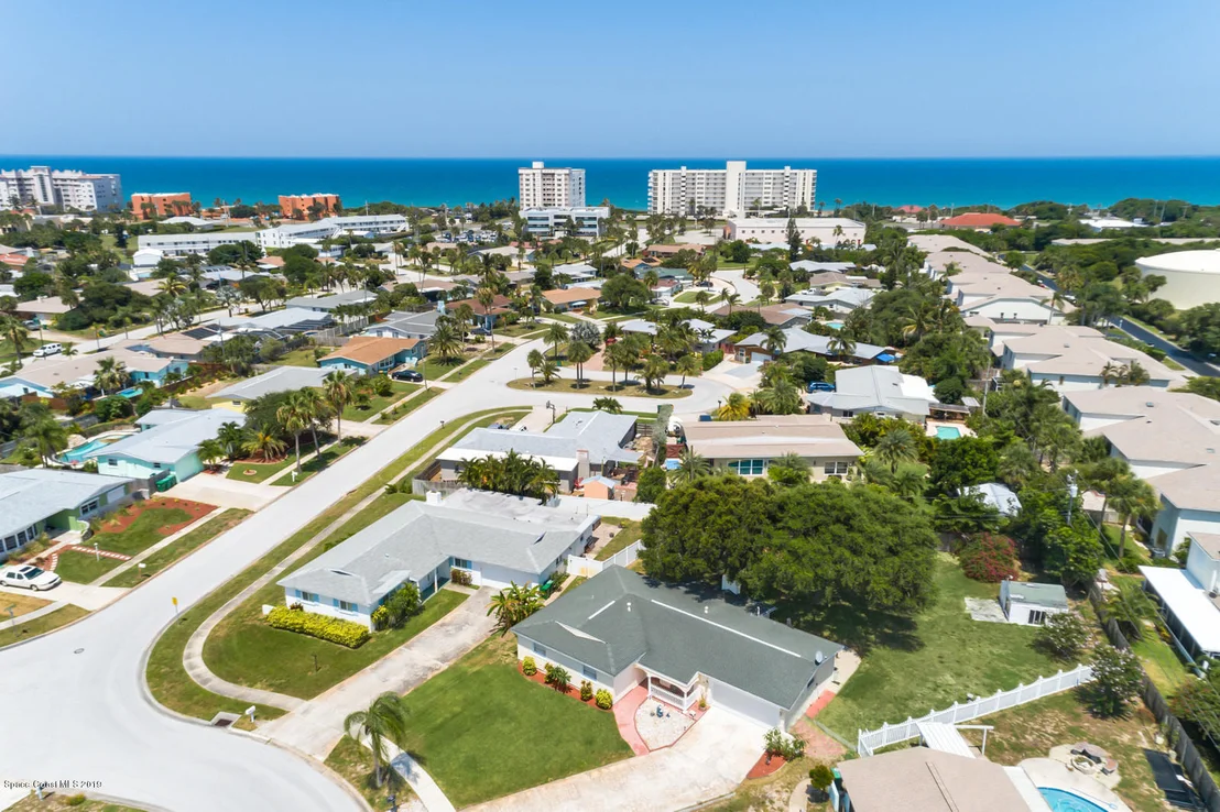 Photo of 933 Bluewater Drive