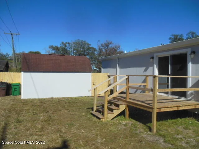 Photo of 335 Maplewood Boulevard