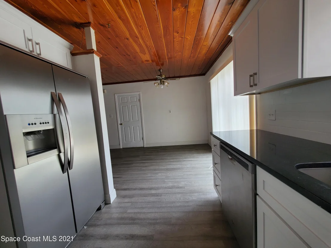 Photo of 2511 Vernon Drive NE
