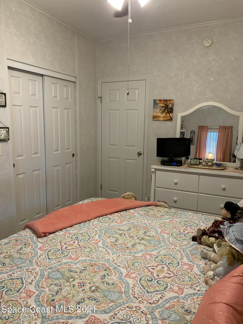 Photo of 372 Scenic Drive
