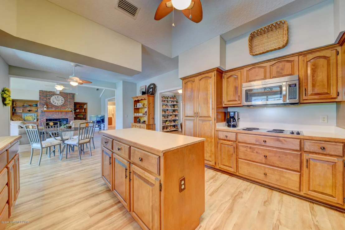 Photo of 521 Spring Lake Drive
