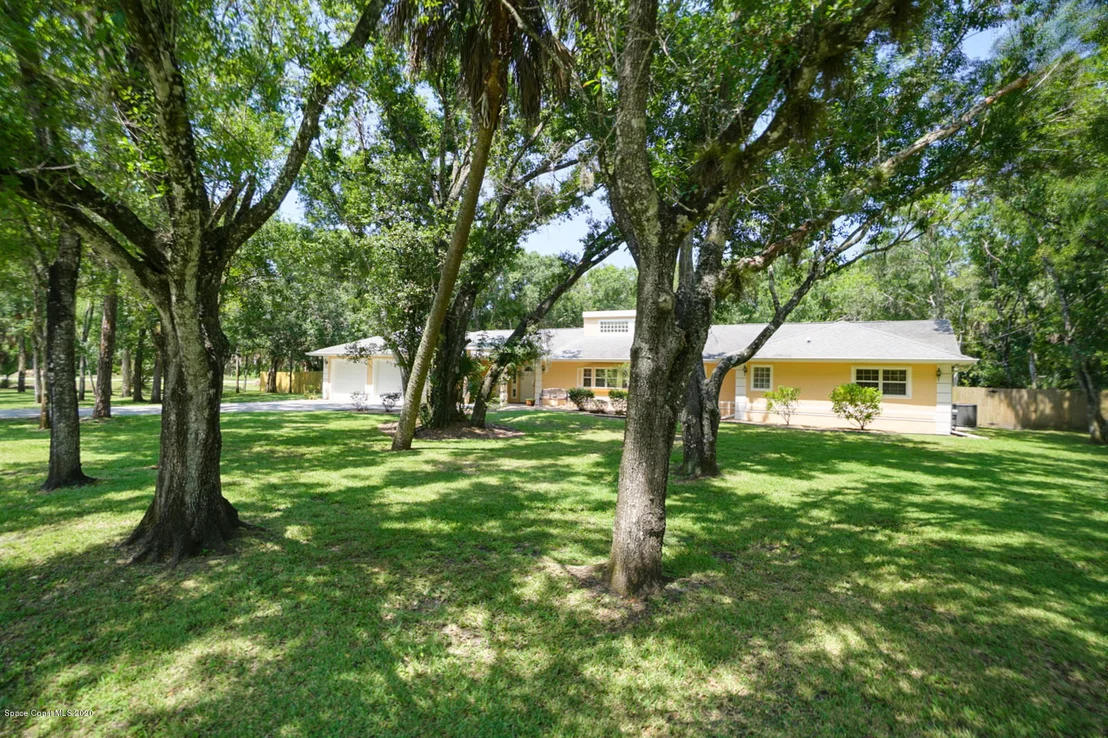Photo of 2125 Linrose Lane