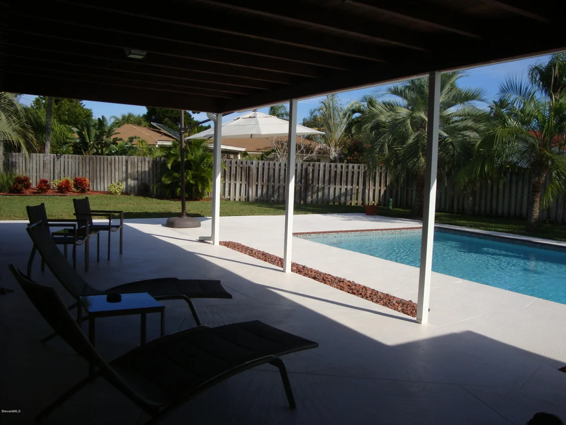 Photo of 635 Kingston Circle