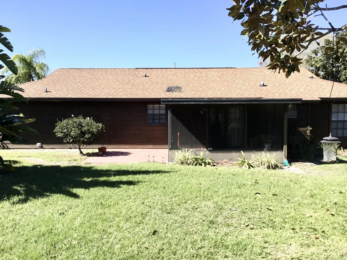 Photo of 998 Lyons Circle NW