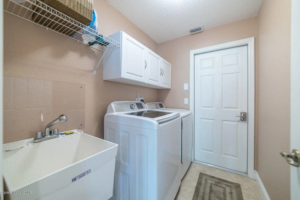 Photo of 106 SE Ridgemont Circle SE