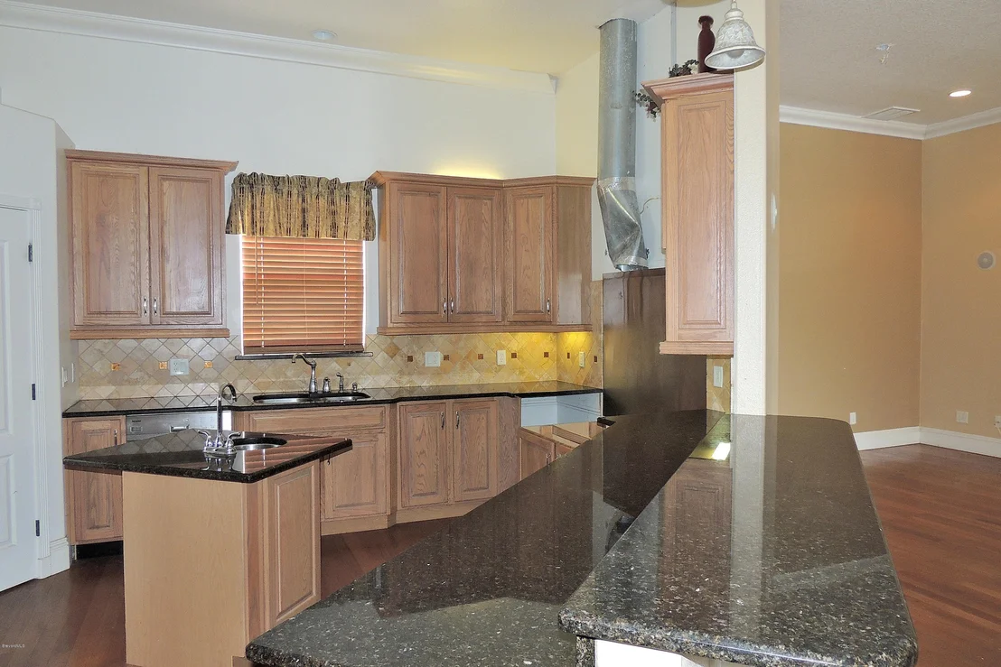 Photo of 1120 NE Riviera Drive