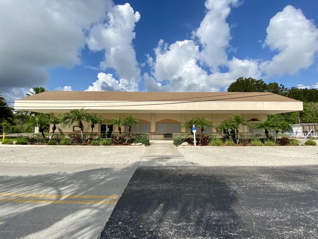 Photo of 2967 Indian River Drive NE