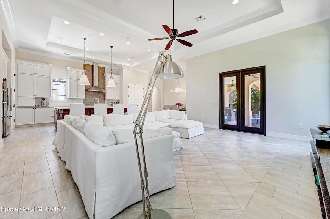 Photo of 180 Whaler Drive