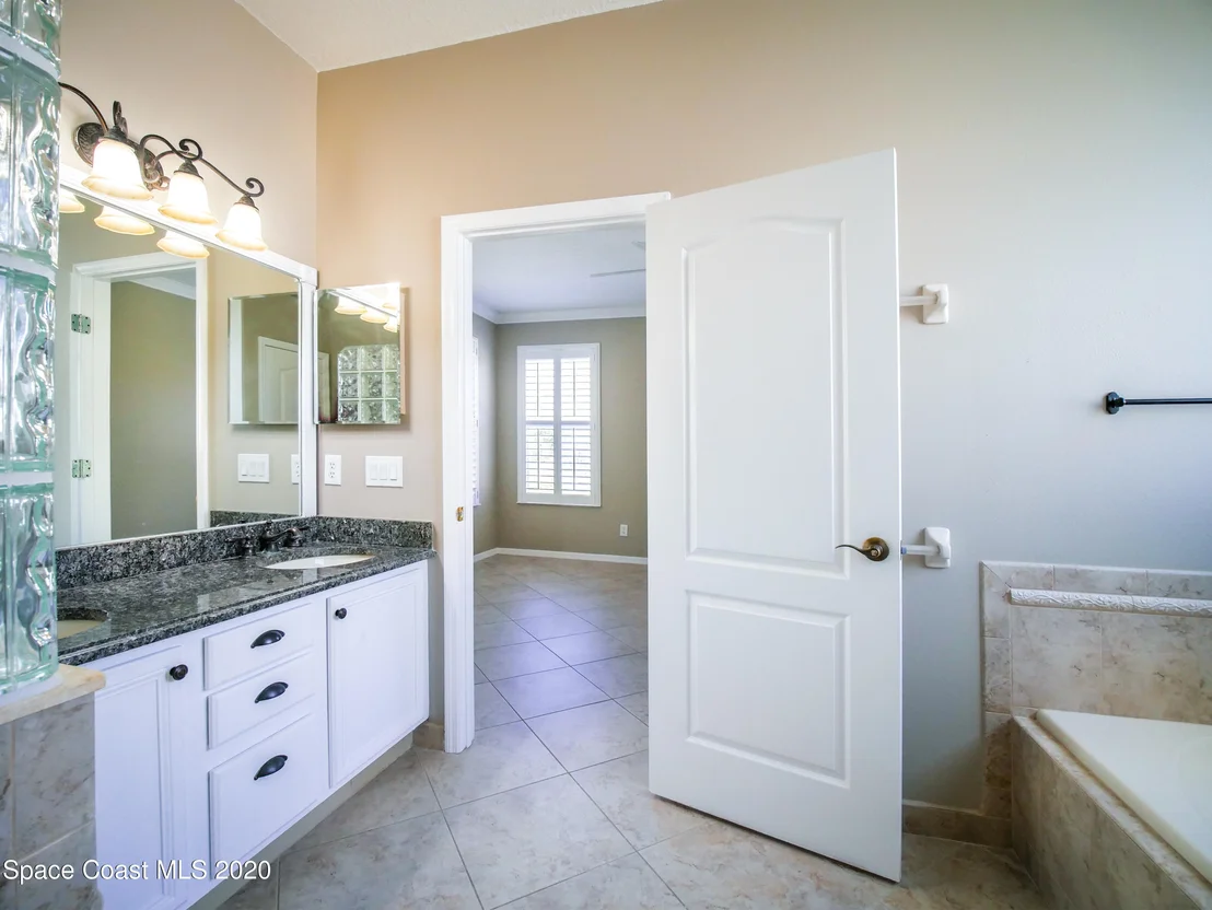 Photo of 936 Wimbledon Dr Drive