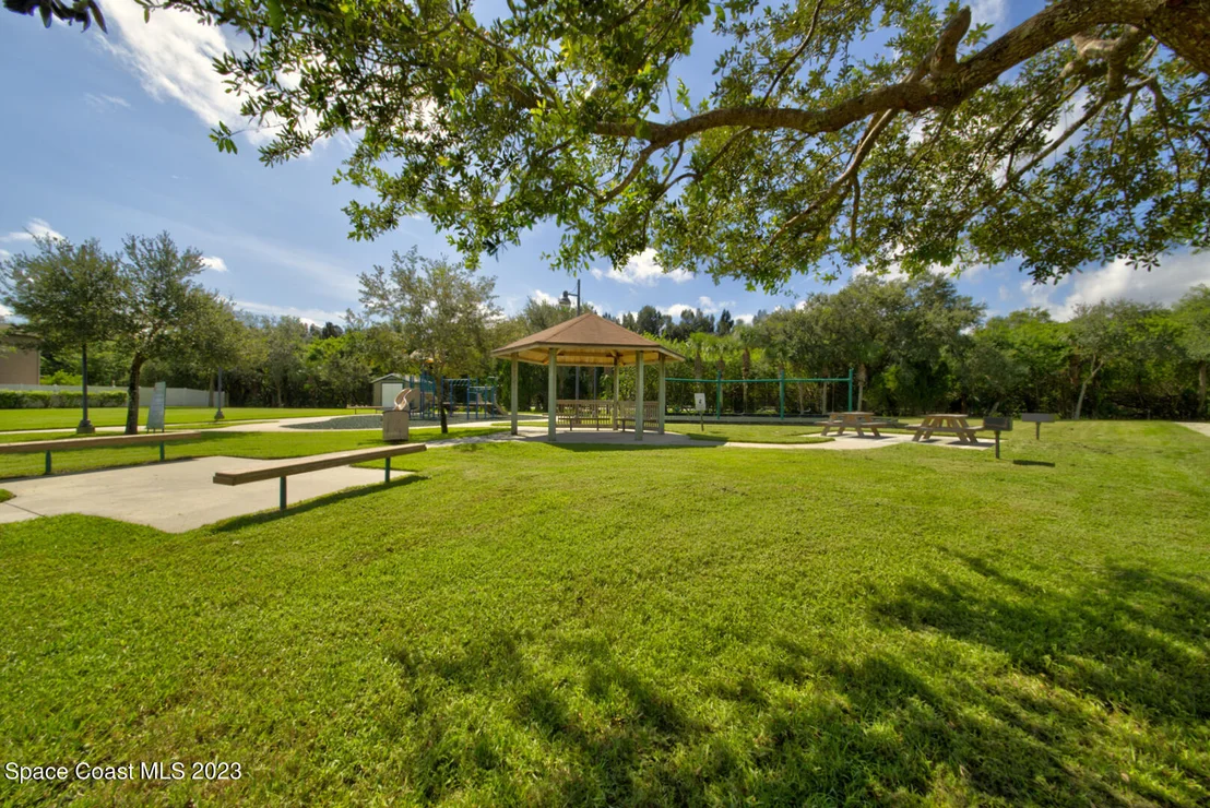 Photo of 194 Dryden Circle