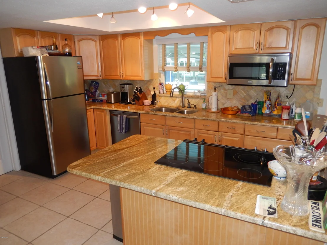 Photo of 327 Nikomas Way