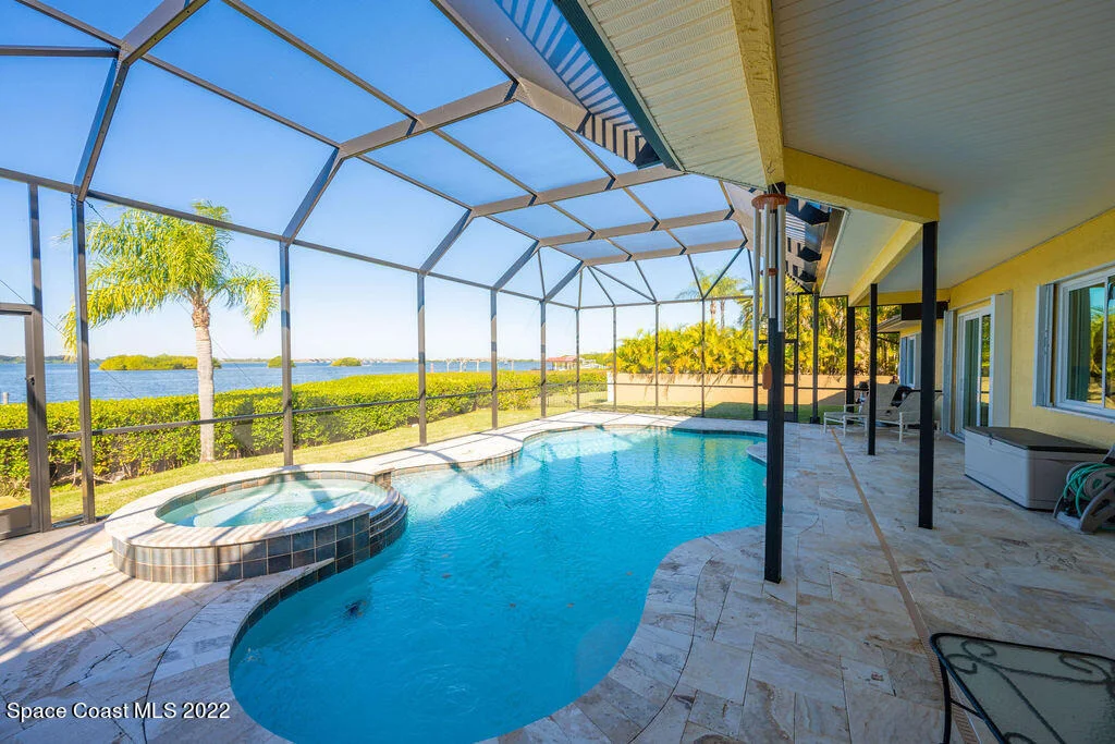 Photo of 460 Lanternback Island Drive